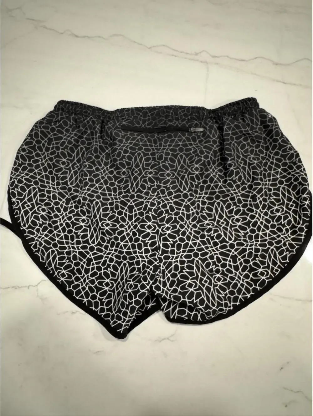 Nike dry fit shorts in size small good condition